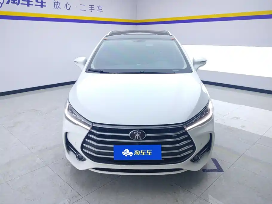 BYD MAX — миниатюра 2