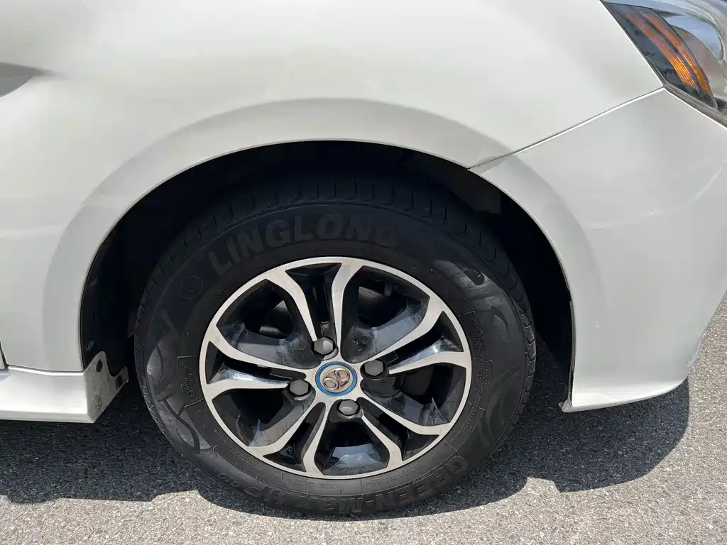 BAIC New Energy EV — миниатюра 28