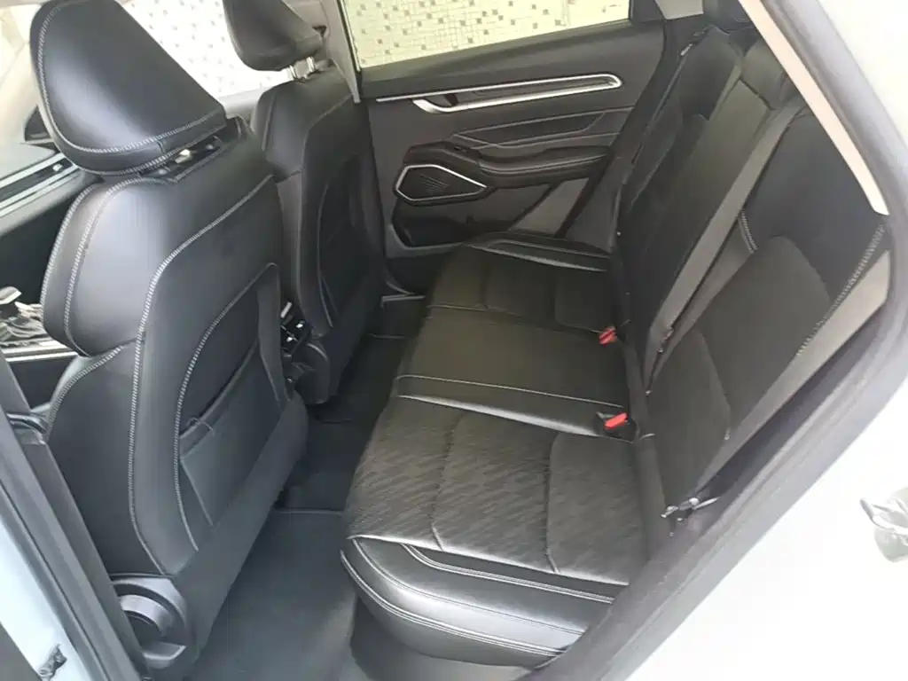 Geely Emgrand — миниатюра 17