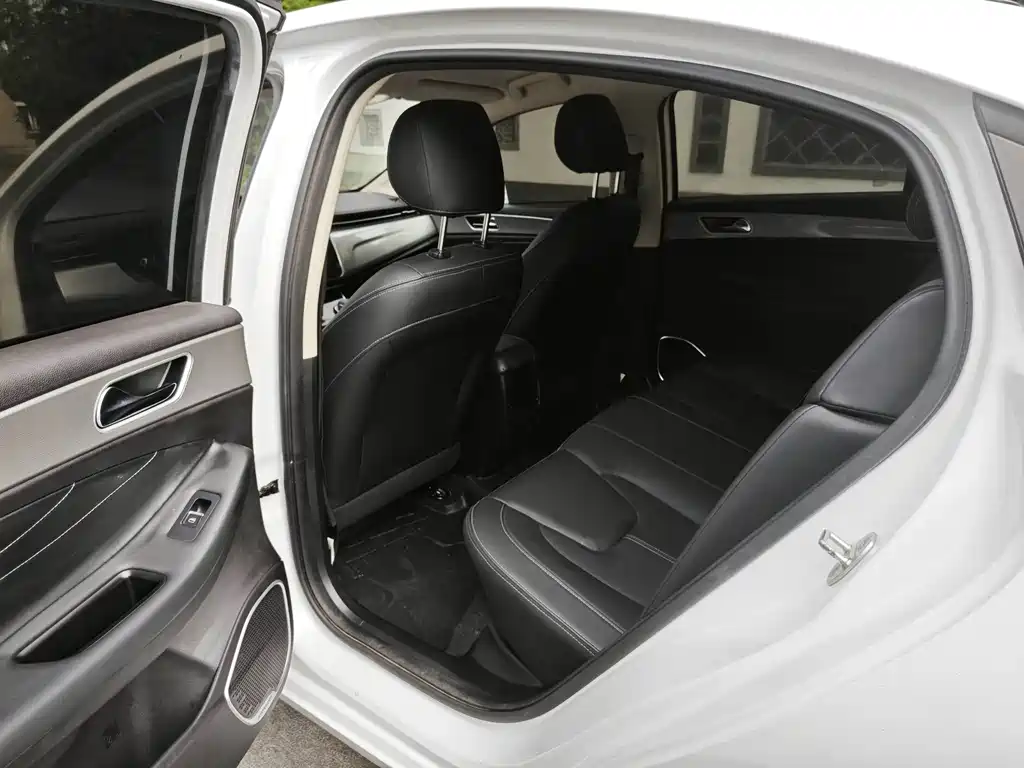 Chery Arrizo 5 — миниатюра 6