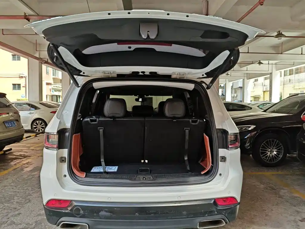 Jeep Grand Commander — миниатюра 19