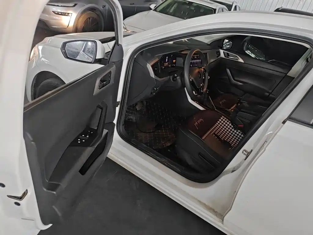 Volkswagen Polo — миниатюра 16
