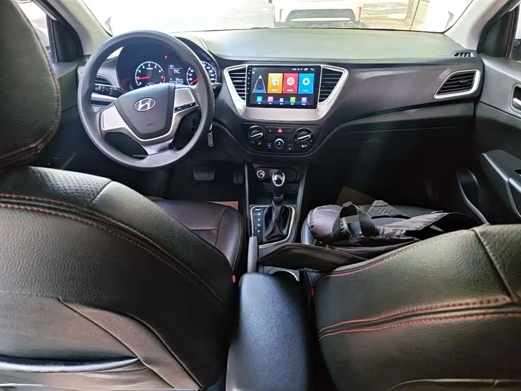 Hyundai Verna — миниатюра 10