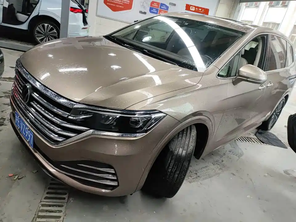 Volkswagen Viloran 2021