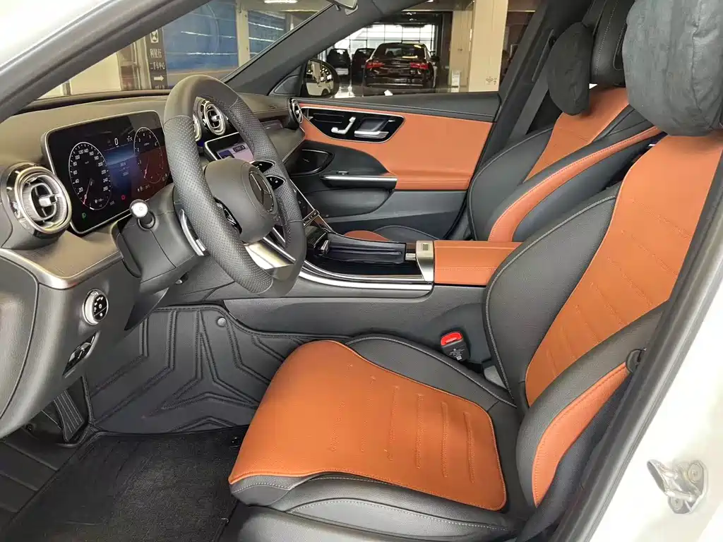 Mercedes-Benz C-Class — миниатюра 4