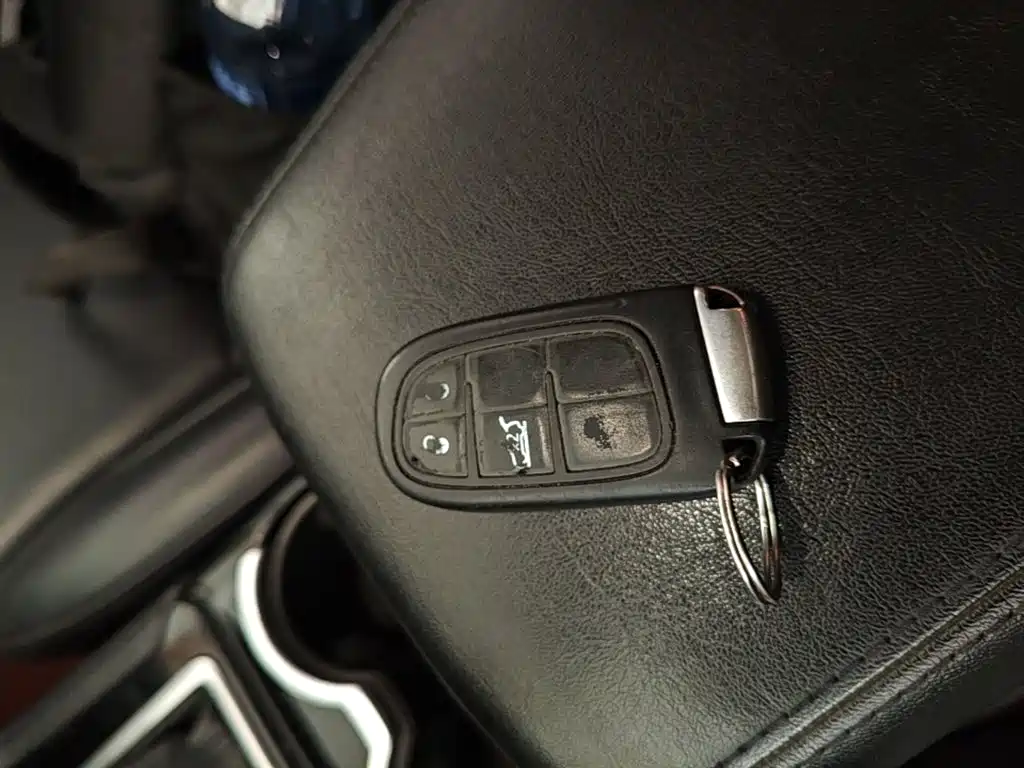 Jeep Grand Commander — миниатюра 9