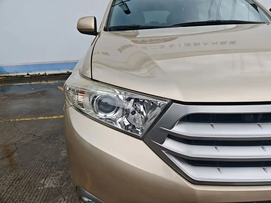 Toyota Highlander — миниатюра 8