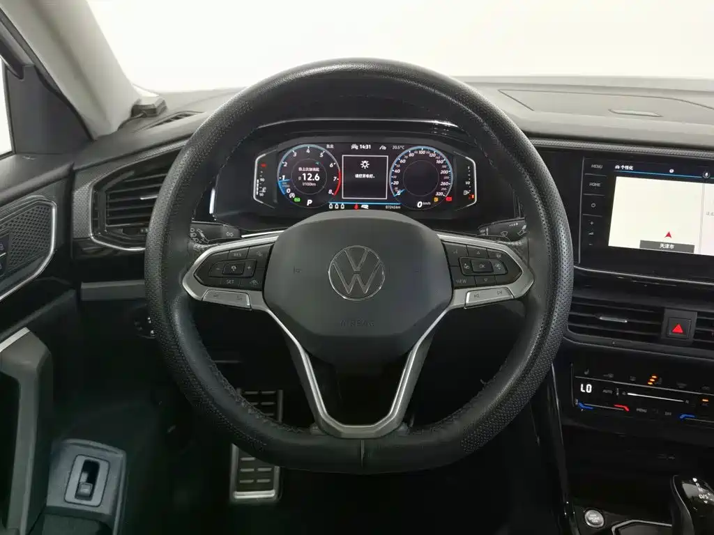 Volkswagen X — миниатюра 11