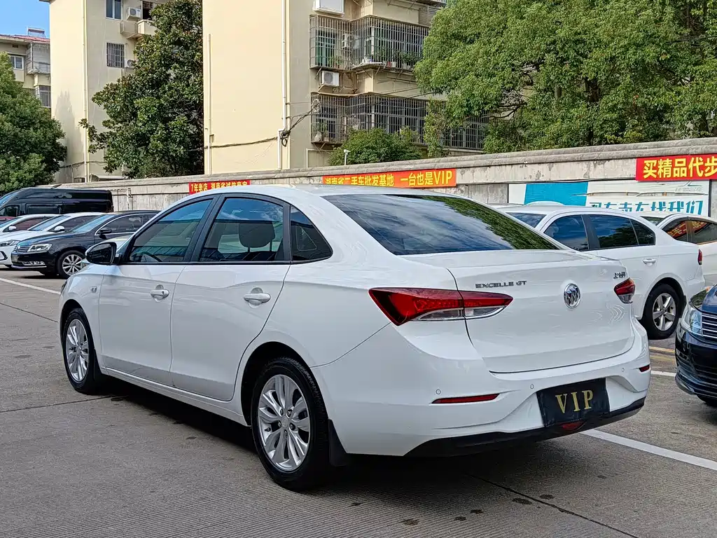 Buick Excelle — миниатюра 4