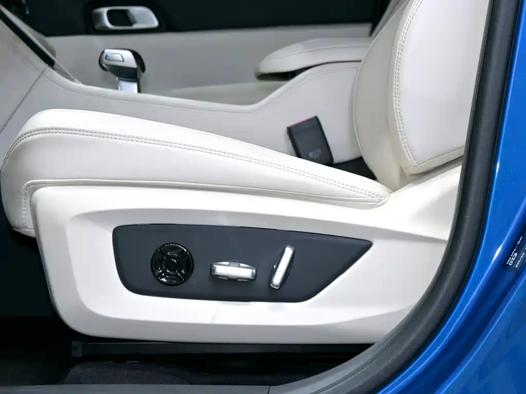 Li Auto Li ONE — миниатюра 18