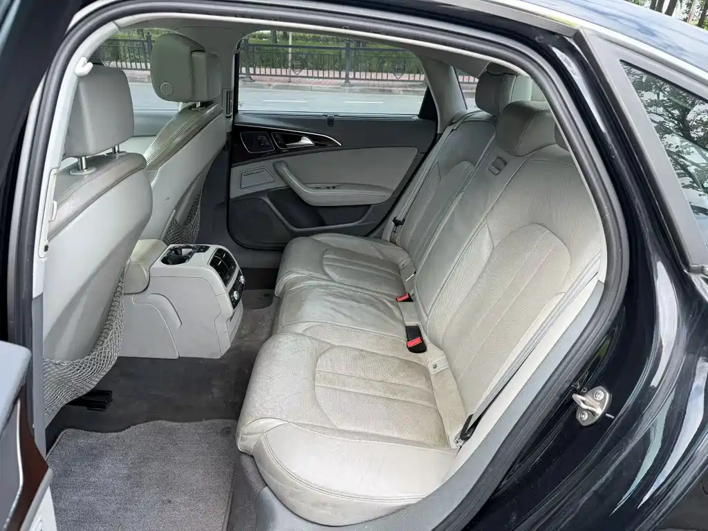 Audi A6L — миниатюра 7