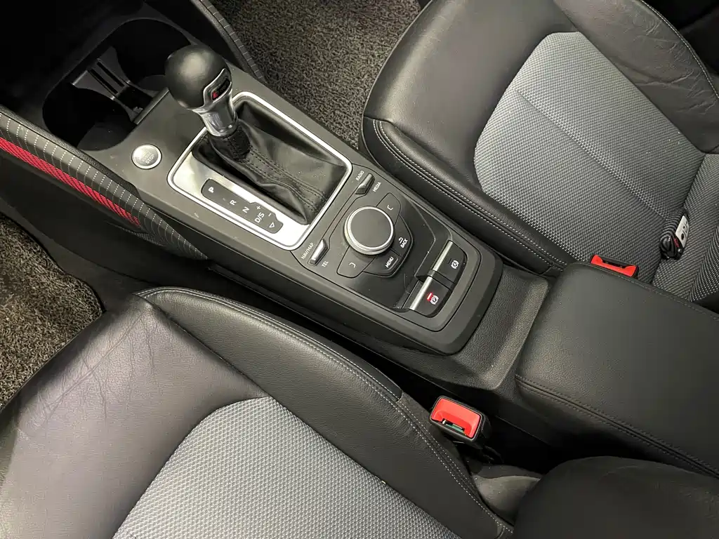 Audi Q2L — миниатюра 11