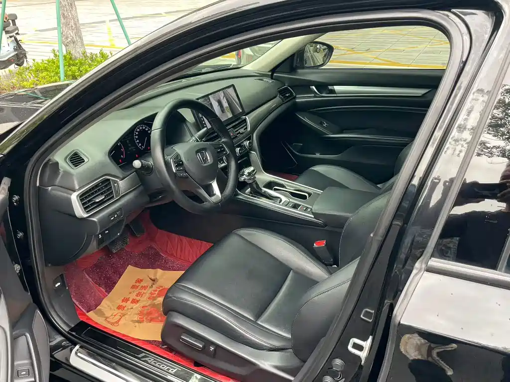Honda Accord — миниатюра 9
