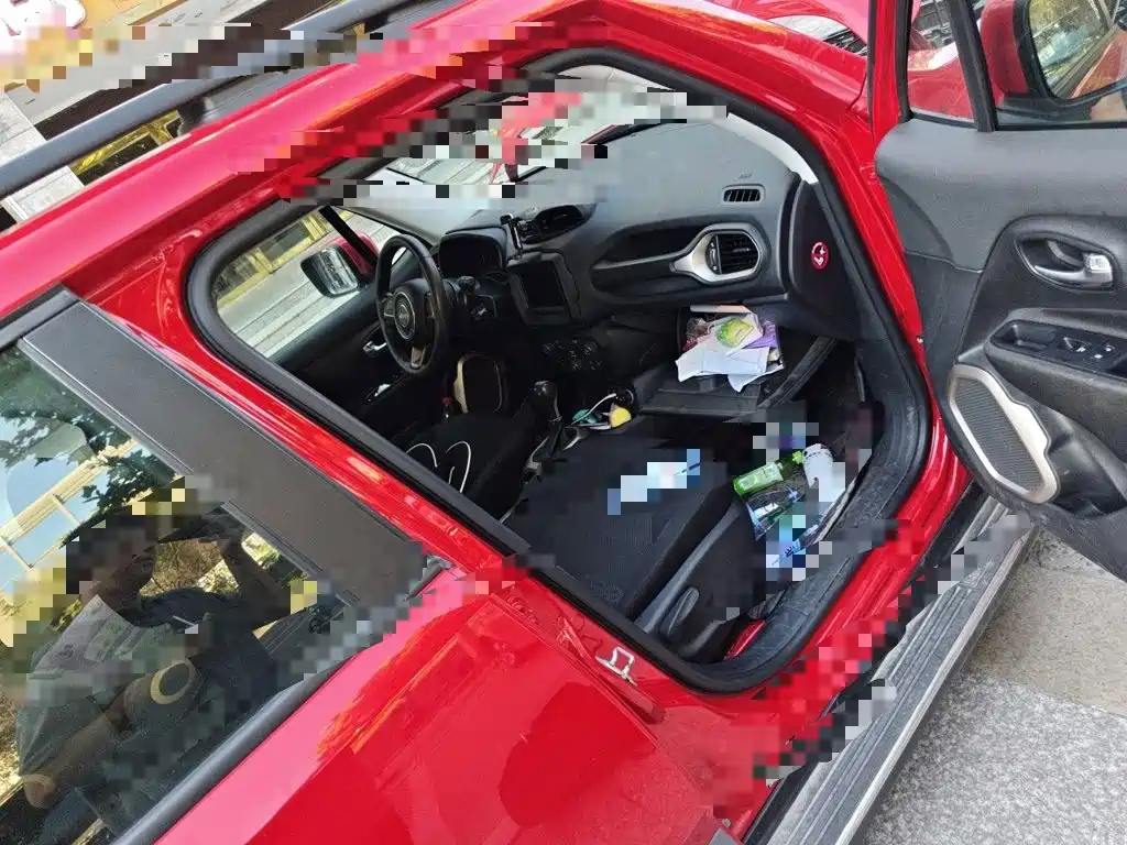 Jeep Renegade — миниатюра 20