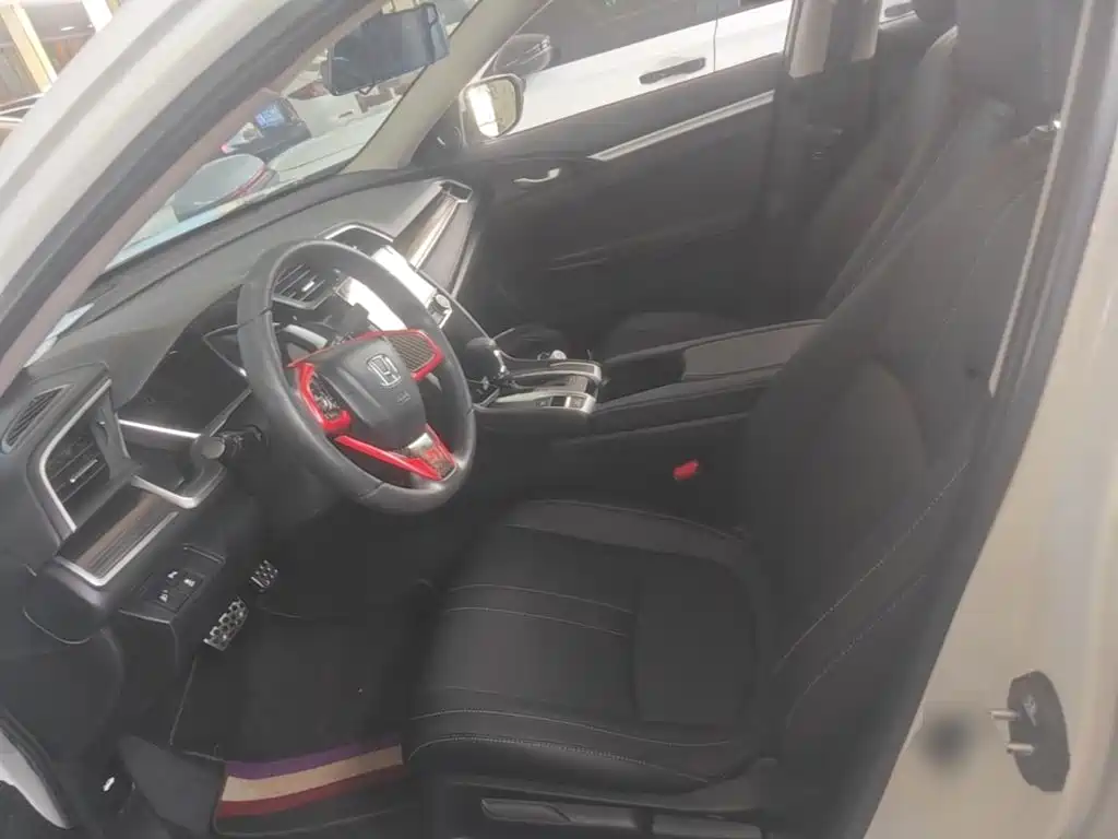 Honda Civic — миниатюра 15