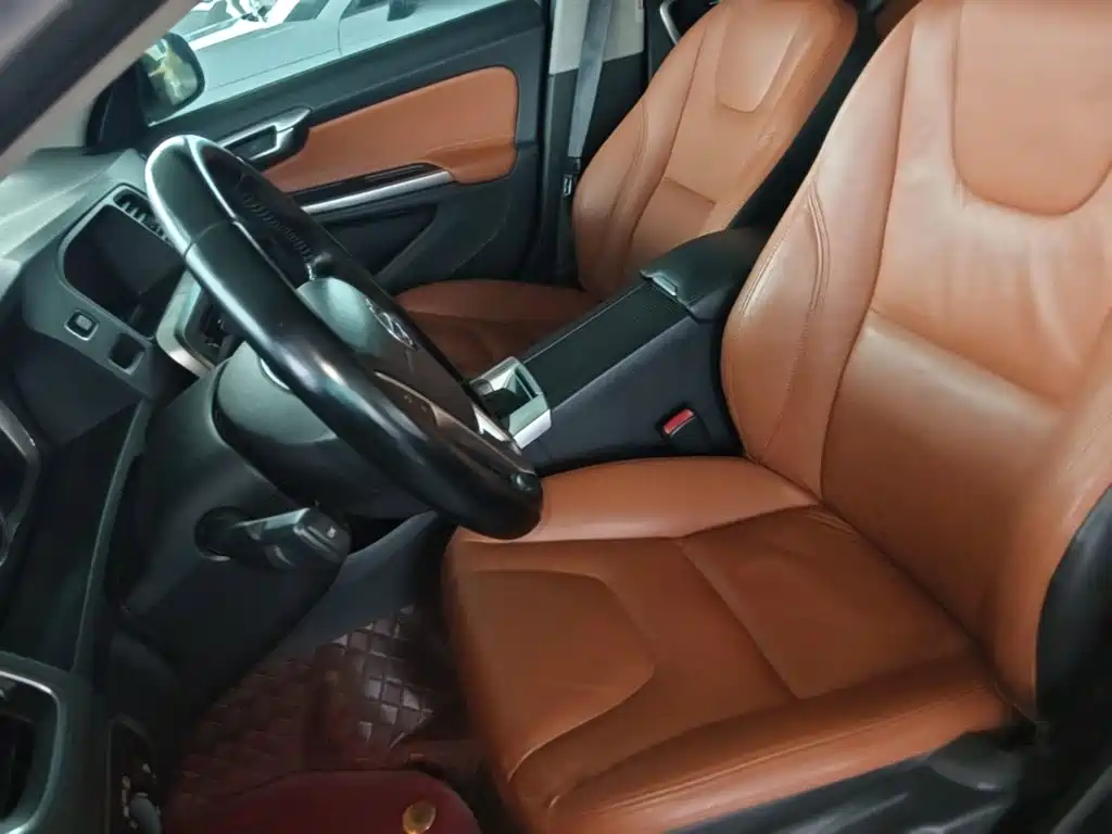 Volvo S60 — миниатюра 15