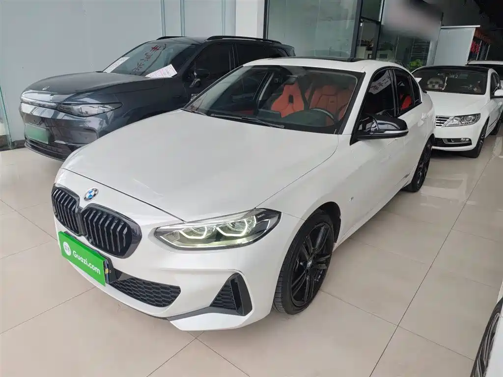 BMW 1 Series 2021