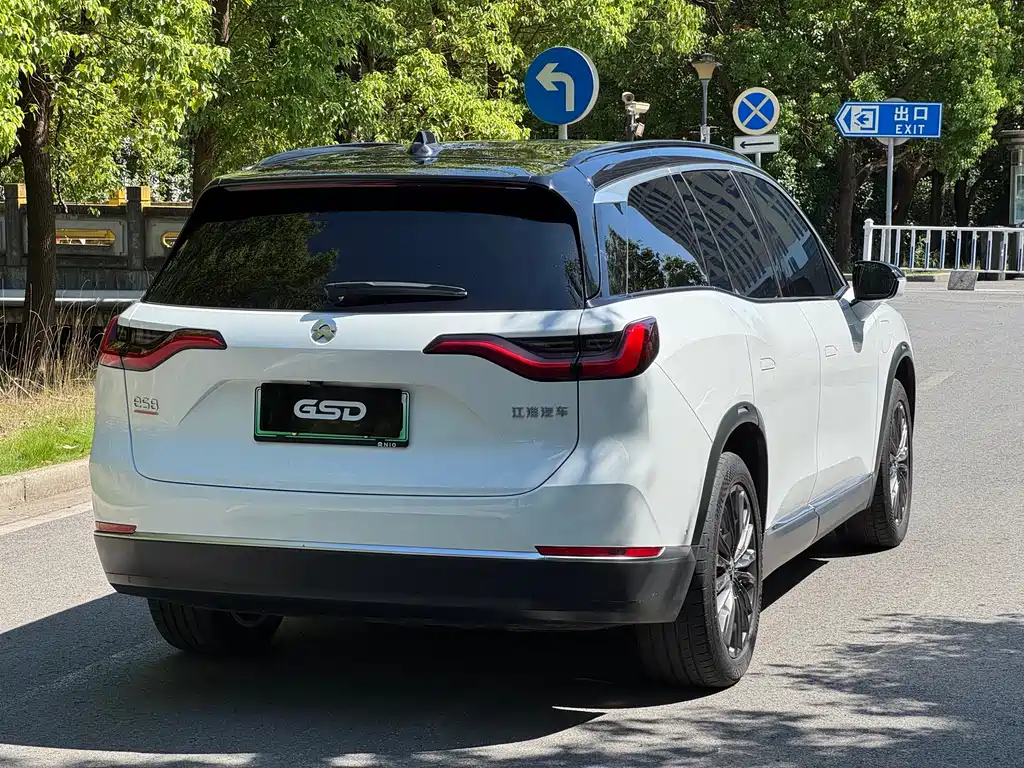 NIO ES8 — миниатюра 25