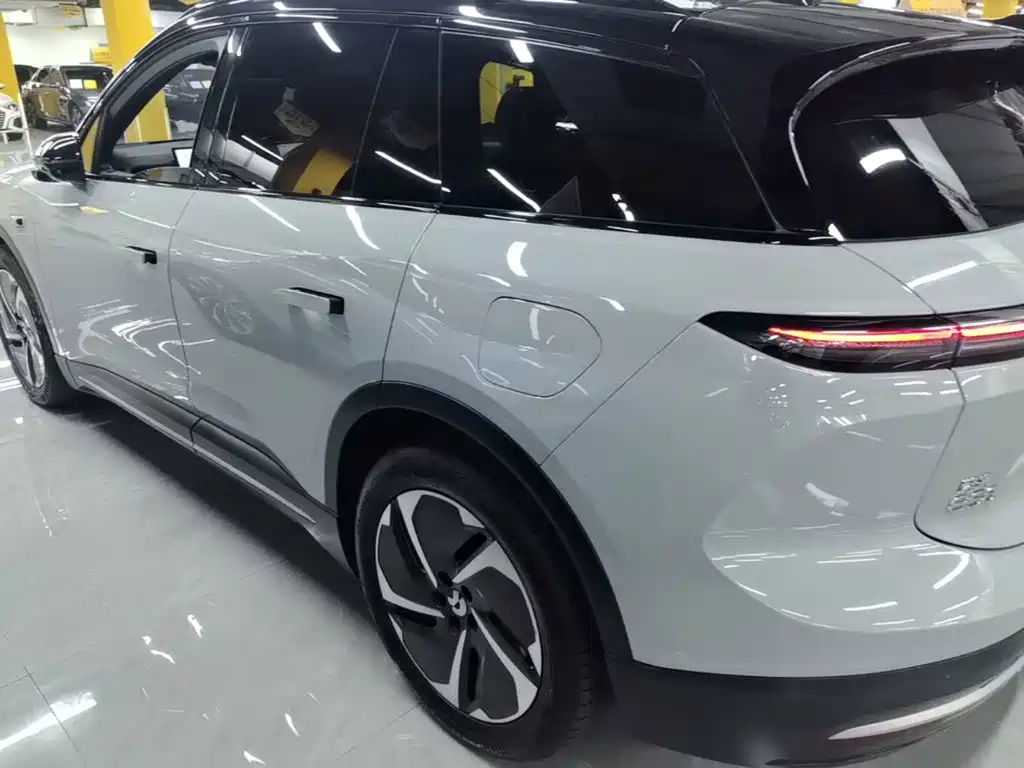 NIO ES6 — миниатюра 5