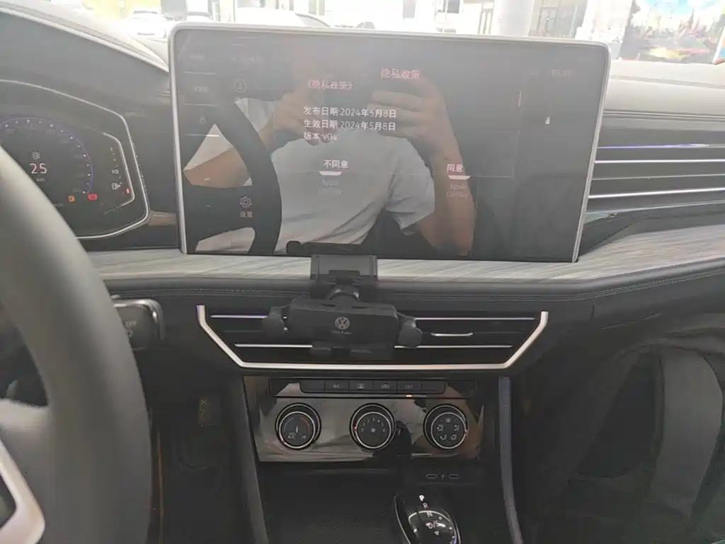 Volkswagen Sagitar — миниатюра 13
