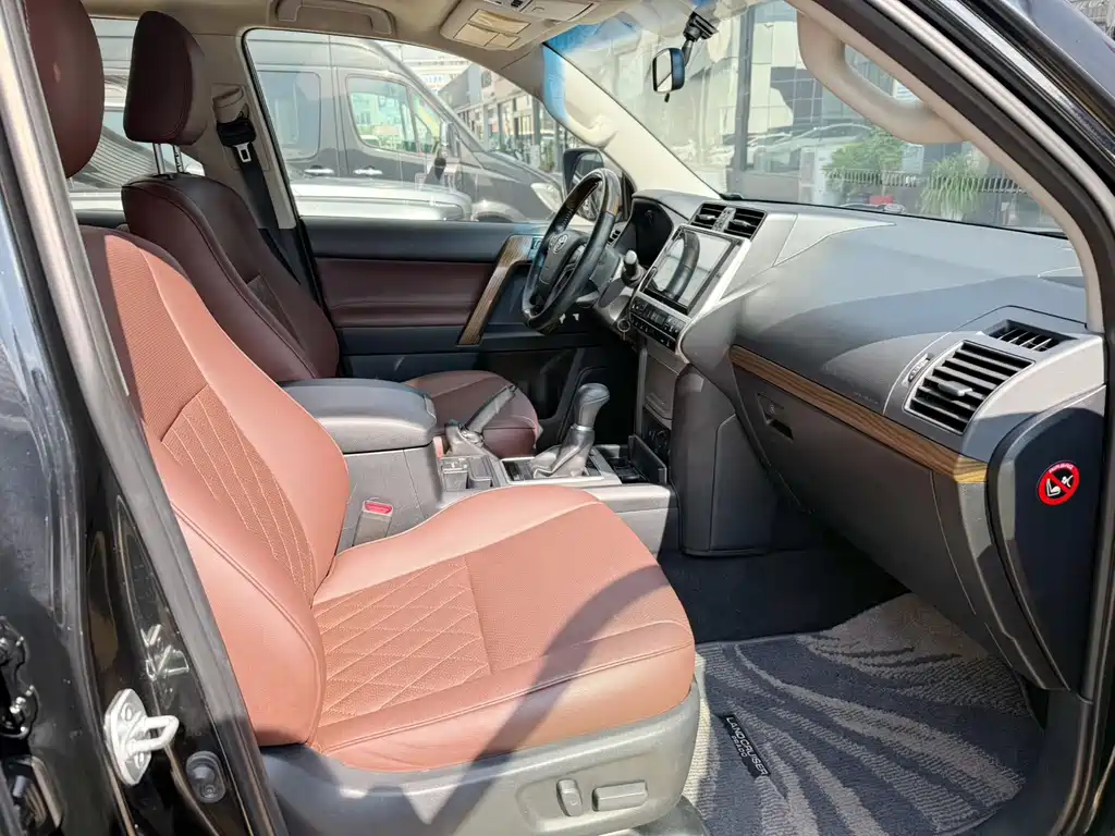 Toyota Prado (Import) — миниатюра 11