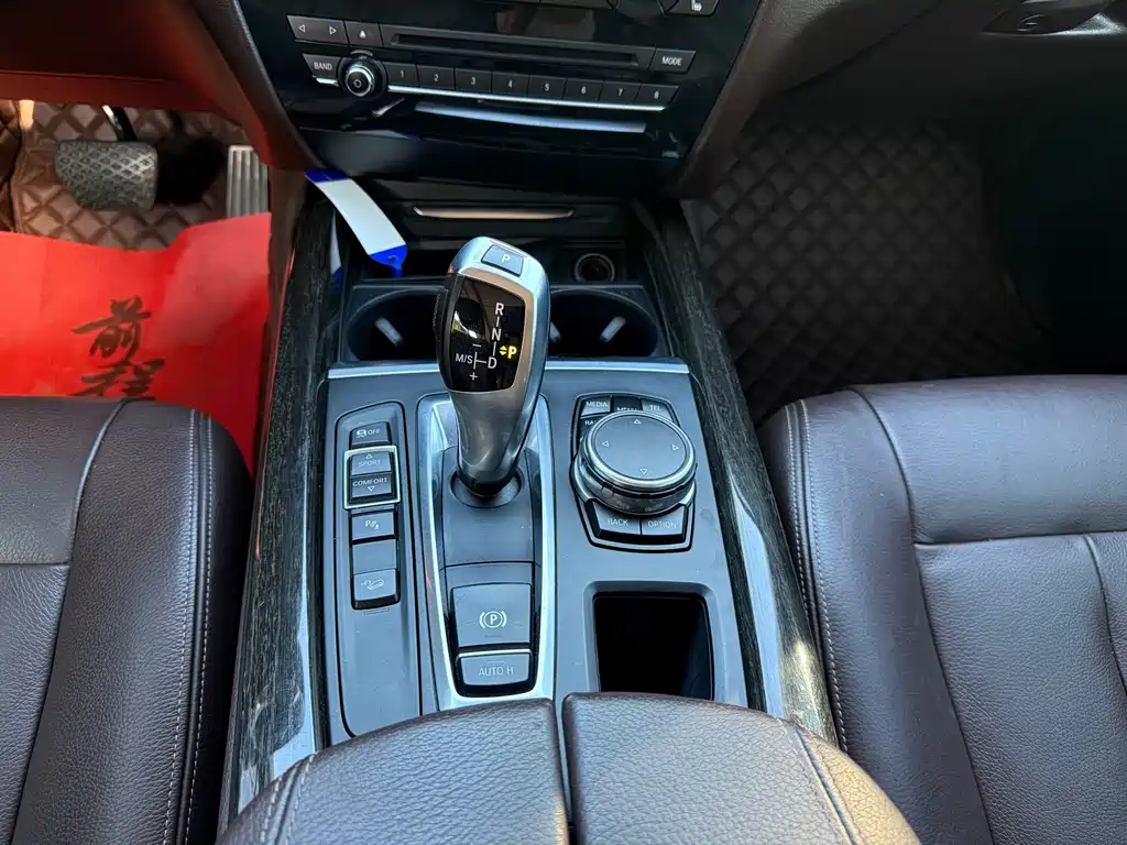 BMW X5 (Import) — миниатюра 16