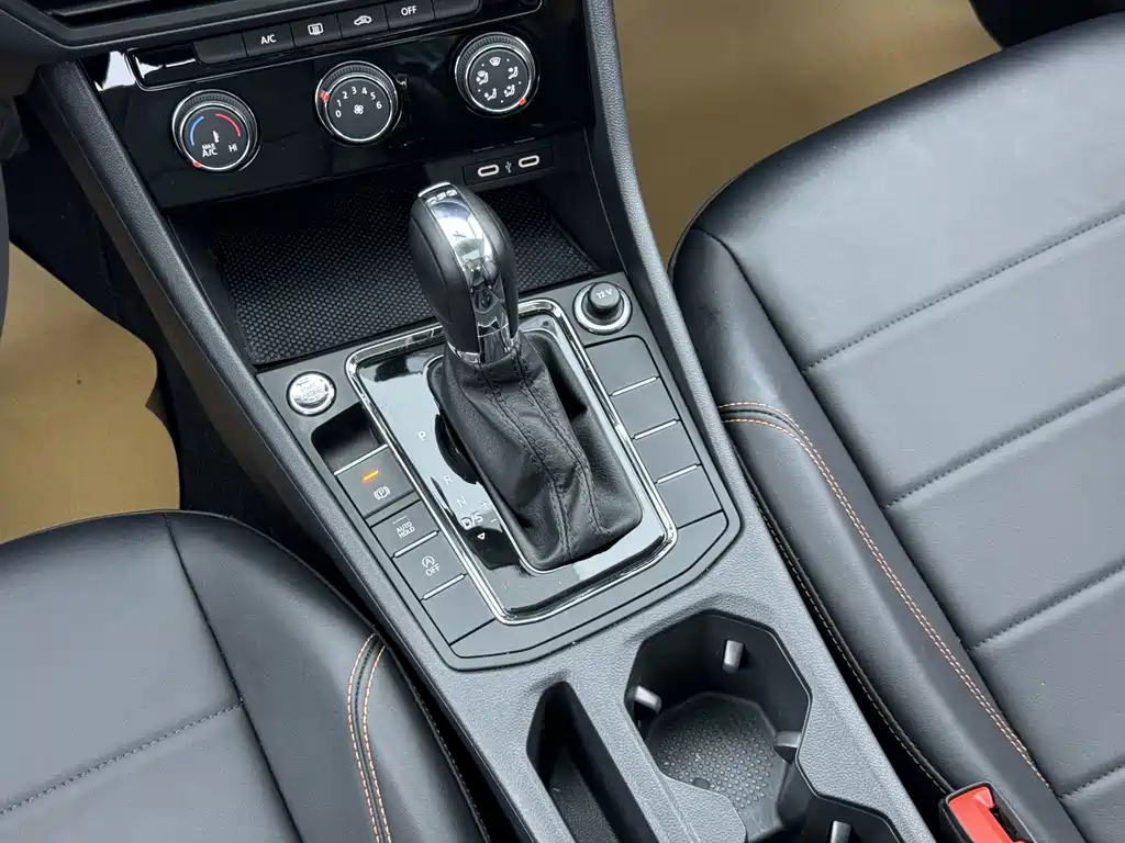 Volkswagen Bora — миниатюра 6