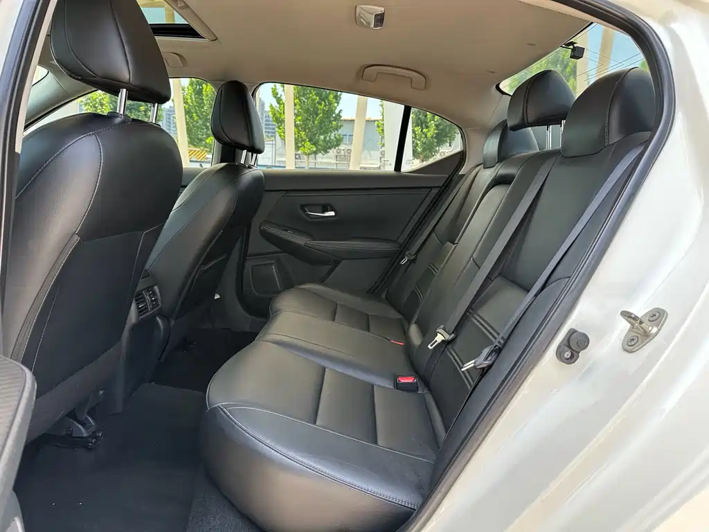 Nissan Sylphy 2020 1.6L XL CVT Enjoy