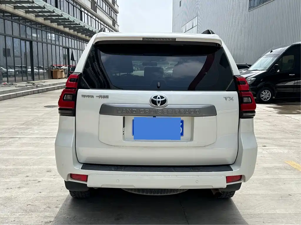 Toyota Prado — миниатюра 5