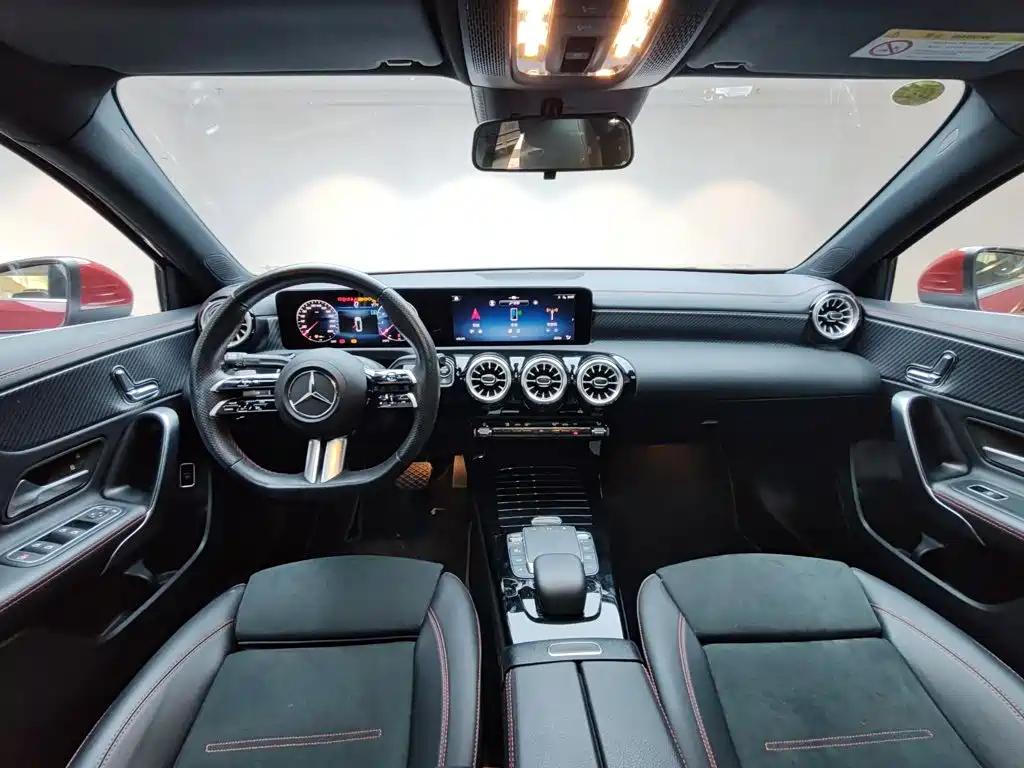 Mercedes-Benz A-Class — миниатюра 11