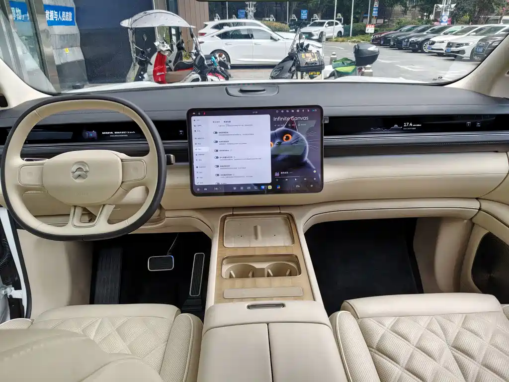NIO ES8 — миниатюра 15
