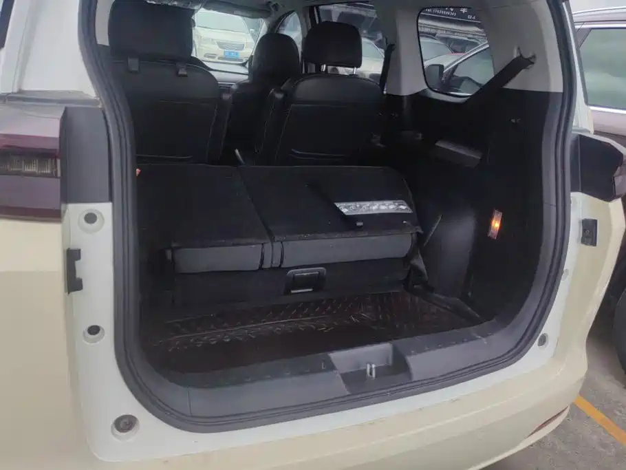 GAC Motor Trumpchi M6 — миниатюра 4