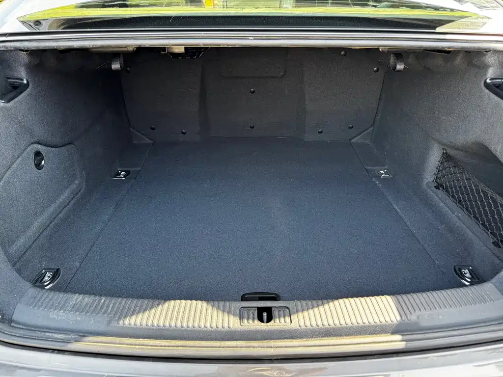 Audi A6L — миниатюра 21