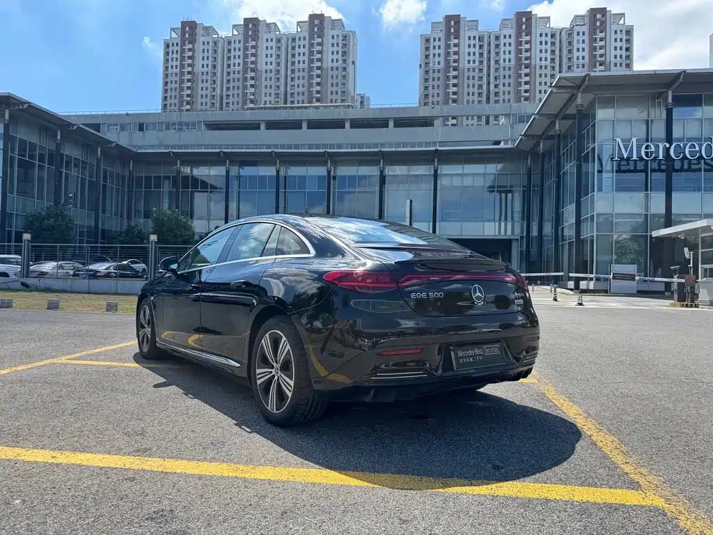 Mercedes-Benz EQE — миниатюра 19