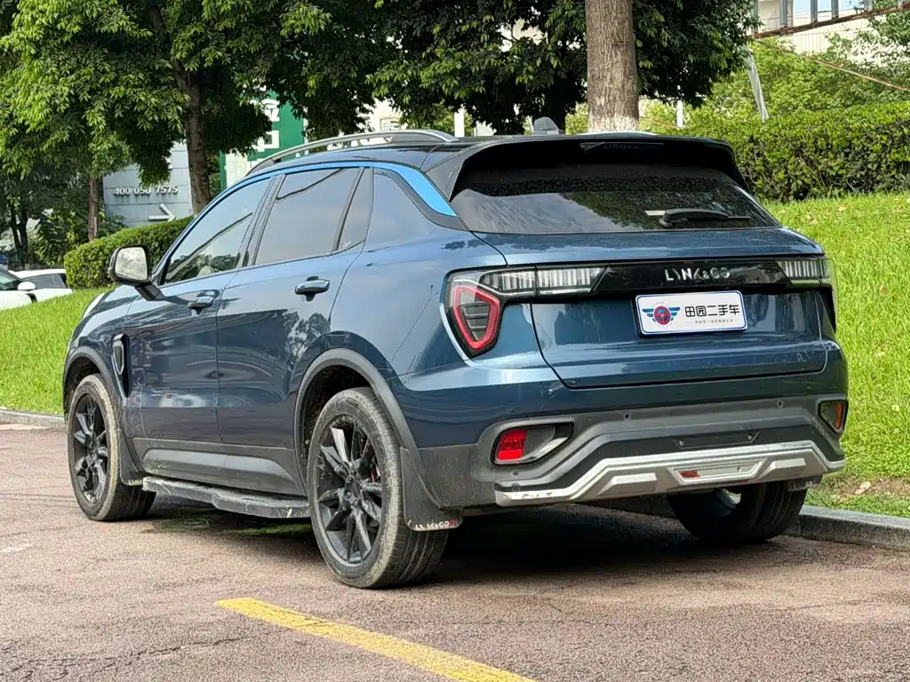 Lynk & Co 01 — миниатюра 4