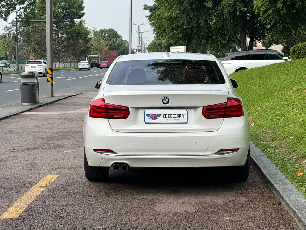BMW 3 Series — миниатюра 5