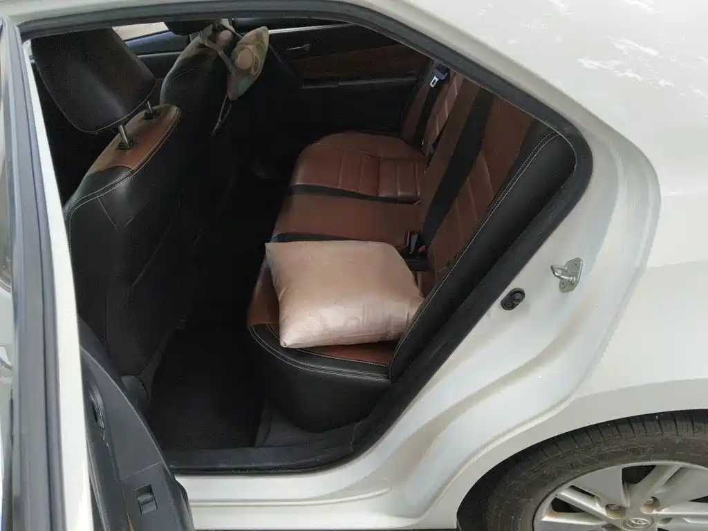 Toyota Corolla — миниатюра 15