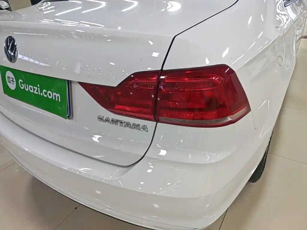 Volkswagen Santana — миниатюра 8