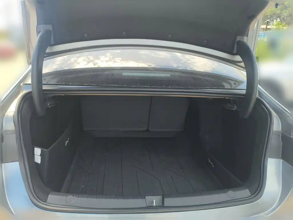 BYD Seal 05 DM-i — миниатюра 21