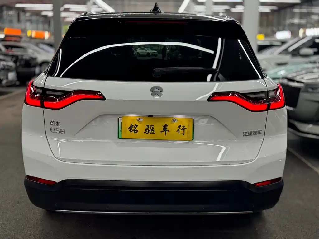 NIO ES8 — миниатюра 5