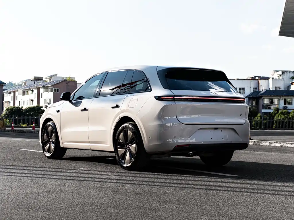Li Auto Li L6 — миниатюра 4