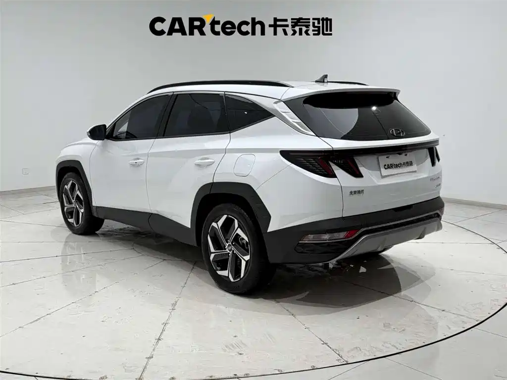 Hyundai Tucson 2023 L 1.5T AT DLX Luxury