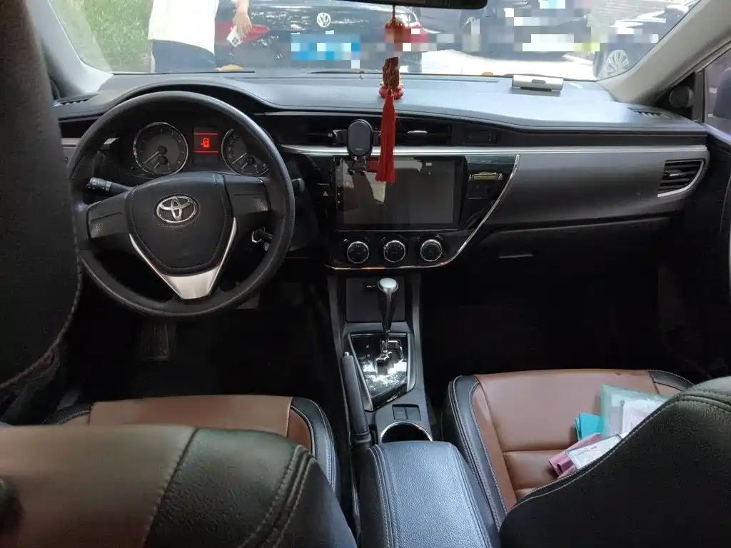 Toyota Corolla — миниатюра 13