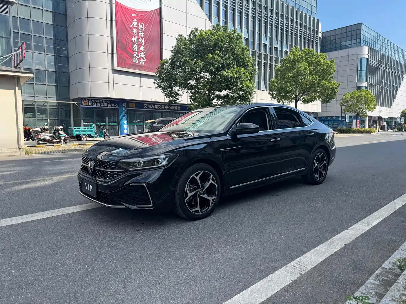 帕萨特 2024款 380TSI 星空龙耀版 2024