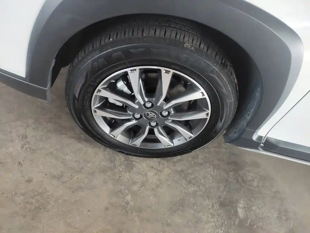 Toyota Yaris L — миниатюра 23