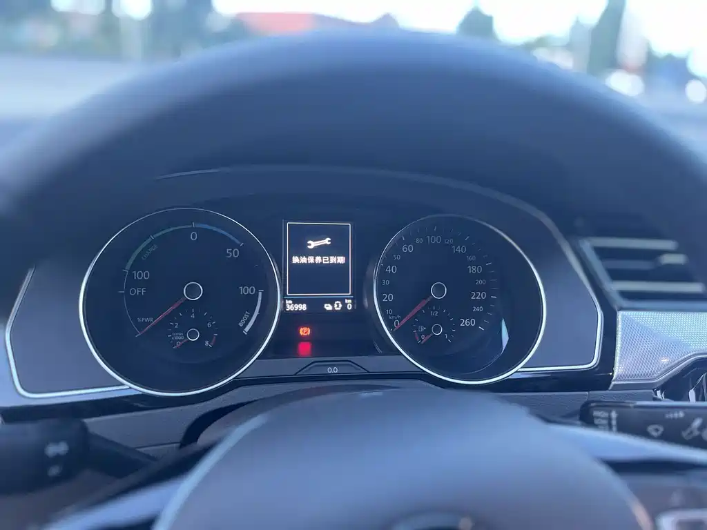 Volkswagen 迈腾 PHEV — миниатюра 8