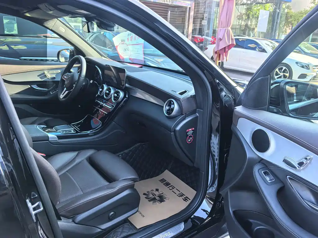 Mercedes-Benz GLC — миниатюра 7