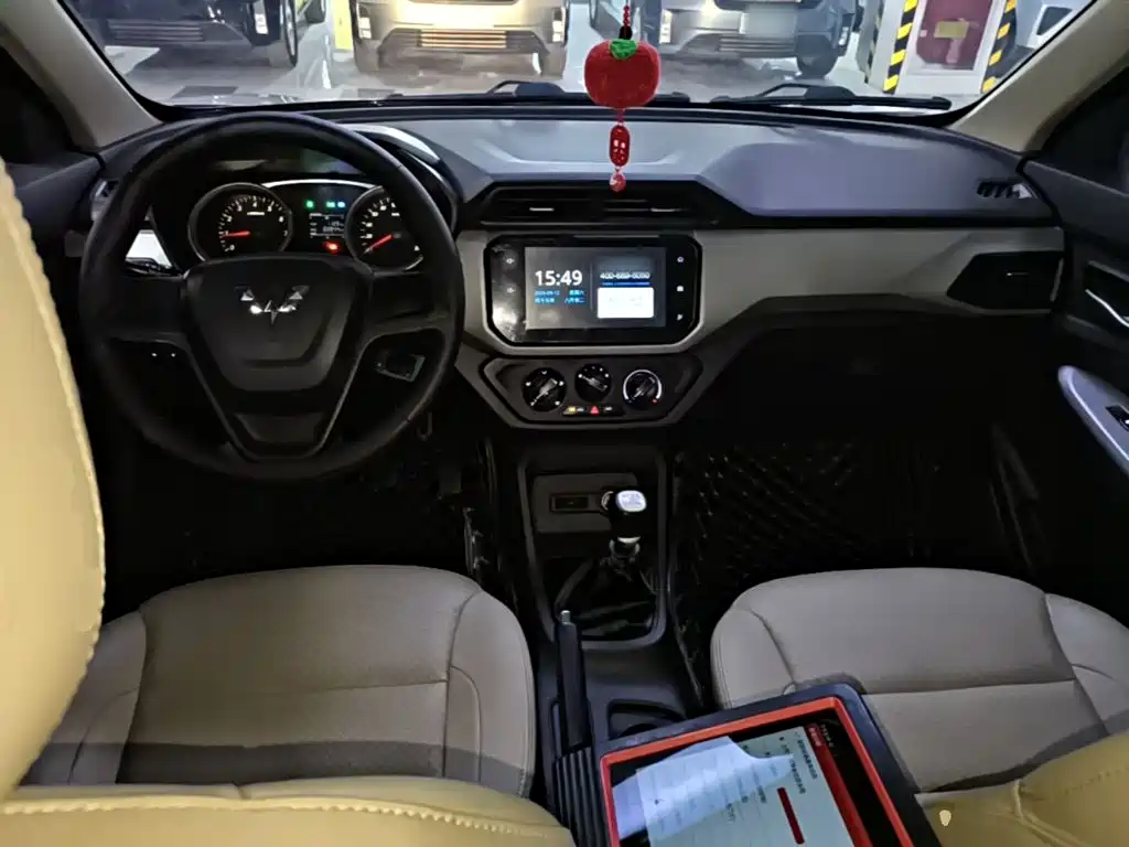 Wuling Hongguang — миниатюра 10