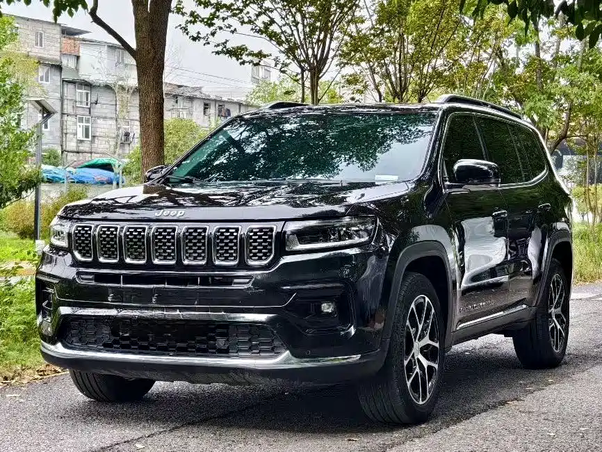 JEEP GRAND COMMANDER