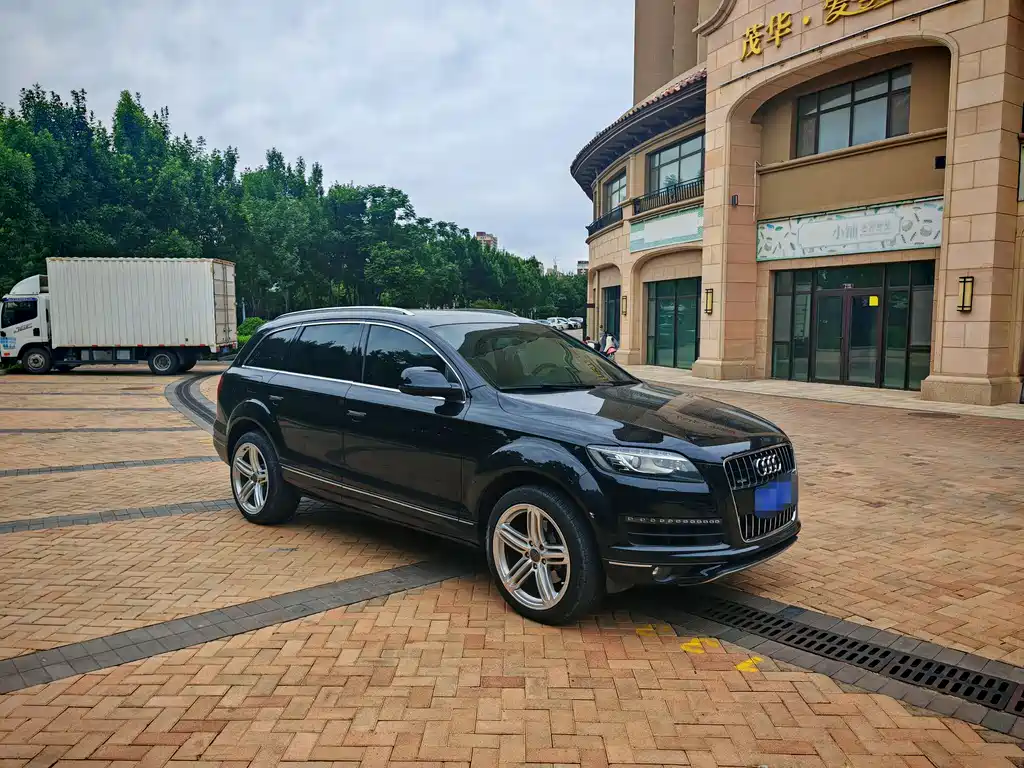 Audi Q7 2012 3.0 TFSI (200kW